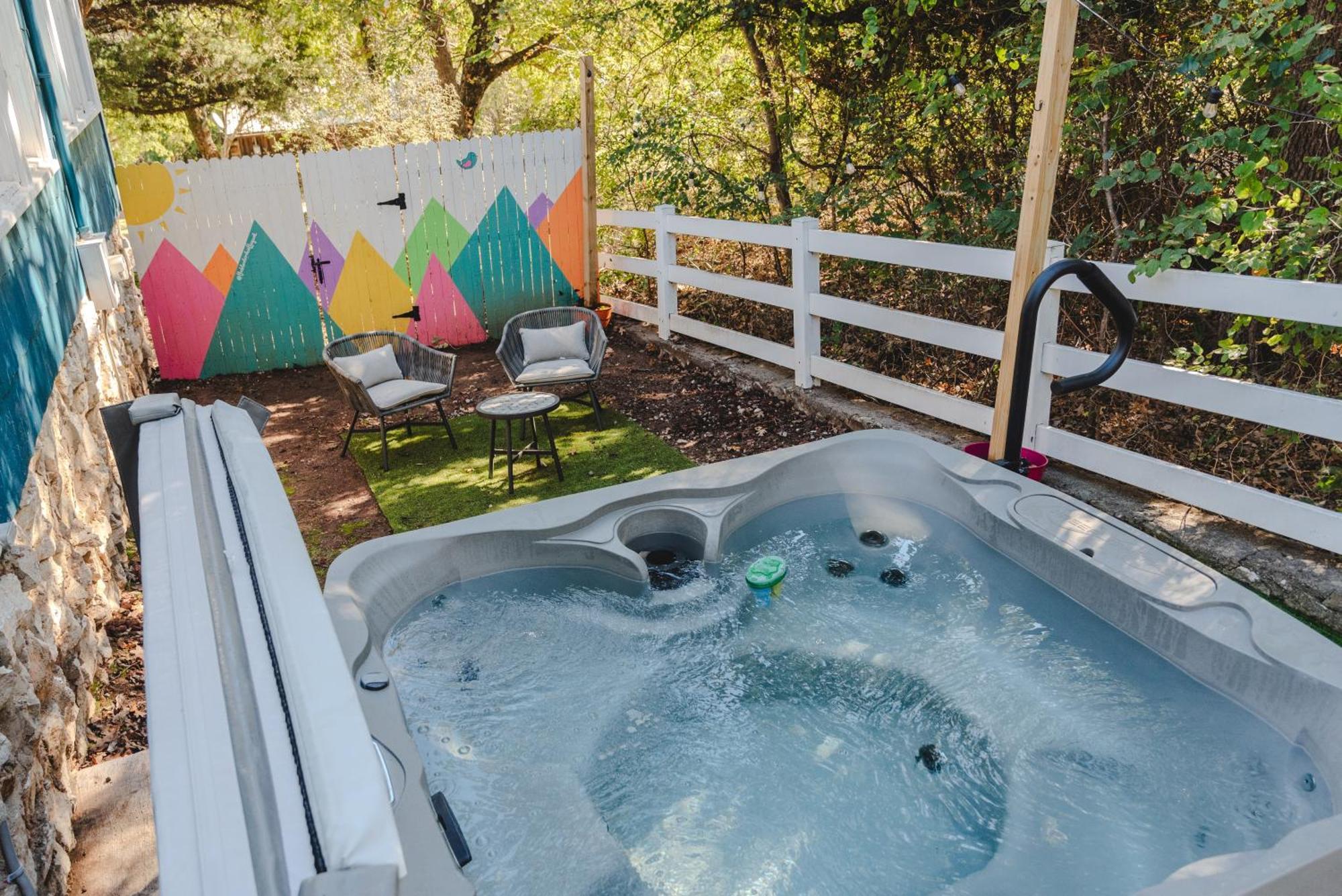 The Bluebird Cottage Style Cabin With Hot Tub Near Turner Falls And Casinos Davis Exterior foto
